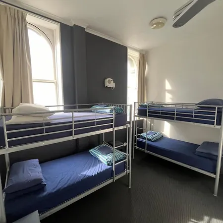 Nomads Capital Backpackers - Wellington (Adults Only) Hostel Exterior photo