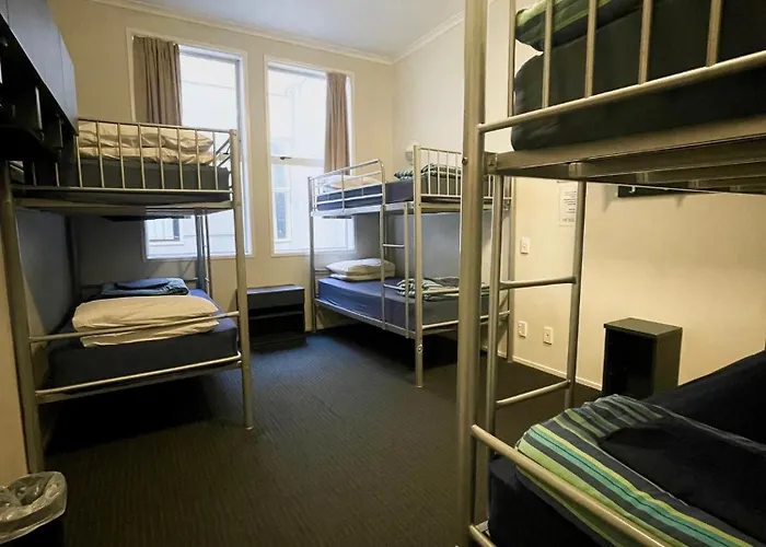 Nomads Capital Backpackers - Wellington (Adults Only)