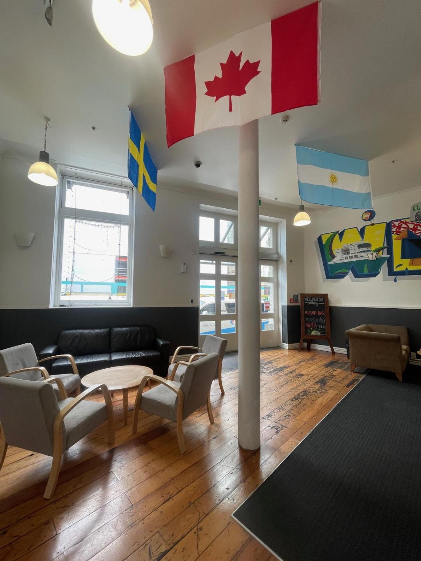 Nomads Capital Backpackers - (adults Only) Hostel