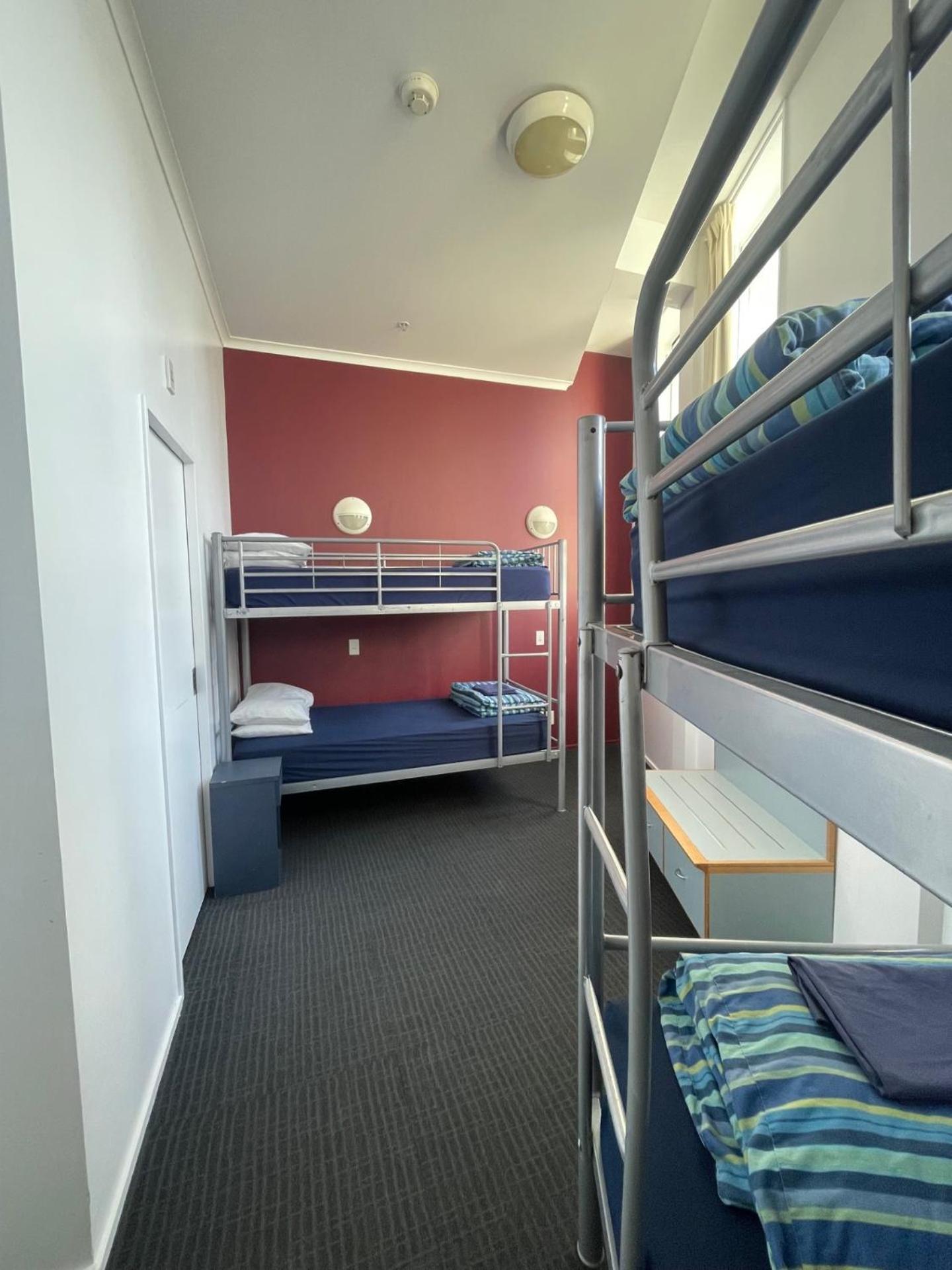 Hostel Nomads Capital Backpackers - (adults Only) *